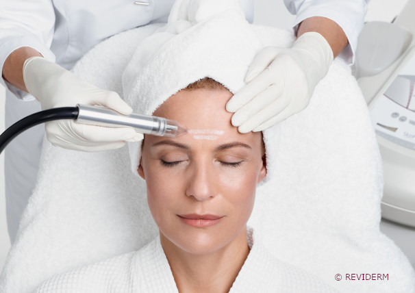 Symbolbild Microdermabrasion